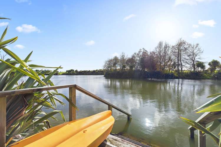 98 Bushlake Way Kingseat_25