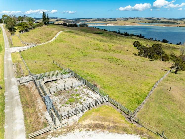 140 Beatson Road Whakapirau_13