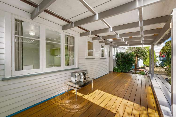 25 Lowtherhurst Road Massey_14