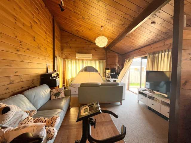 13A Vivian Wilson Drive Eastern Beach_3