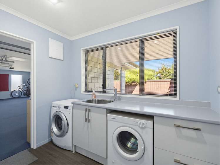 13 Raymond Place West Melton_24