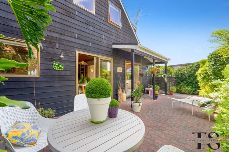 2/7 Mccall Place Opaheke_10