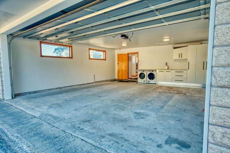 169 Coulson Road Paroa_27