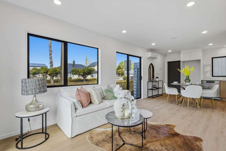 22 Alamein Road Panmure_11