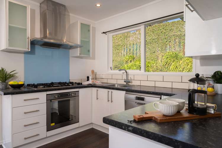 10 Chorley Grove Churton Park_10