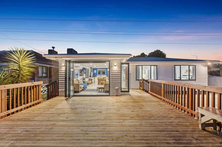 42 Harwood Crescent Otara_2