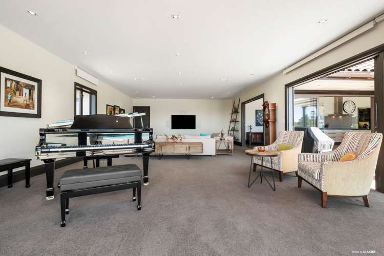 568A Whitford Road Whitford_20