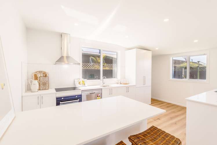 15 Koromiko Street Saint Martins_6