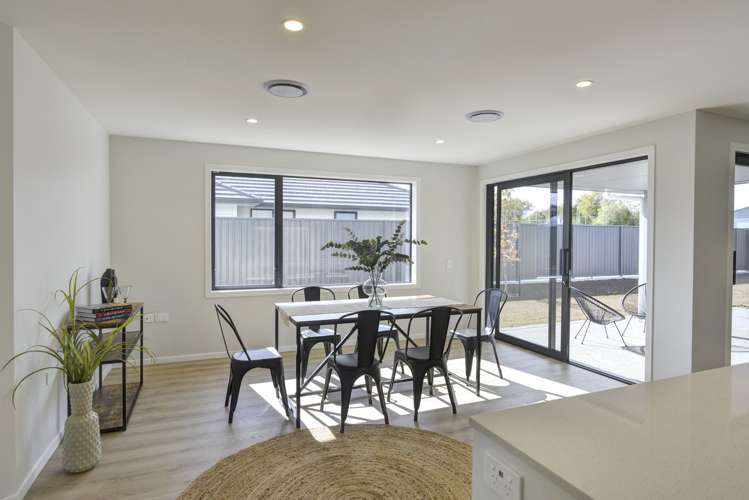 14 Hereford Drive Carterton_4