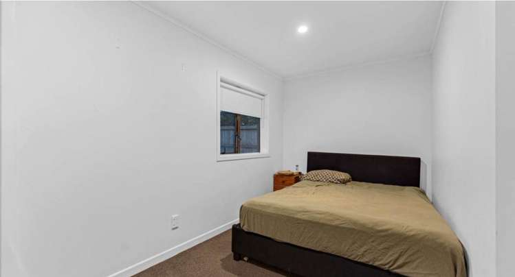 192 Henderson Valley Road Henderson_11