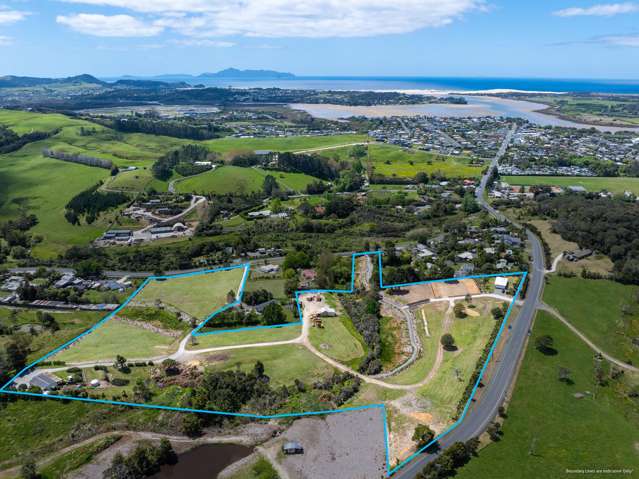 Tara Grove - Country Living, Coastal Convenience