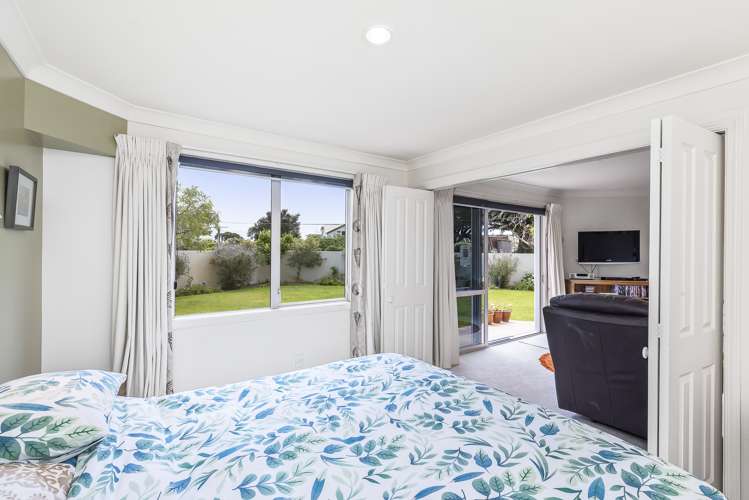 27 Tainui Street Raumati Beach_17