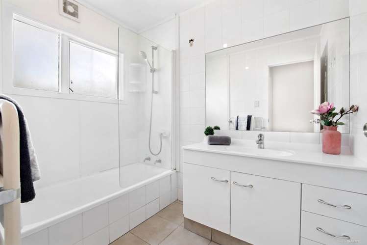 97 Oaktree Avenue Browns Bay_8