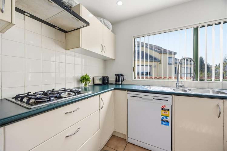 1/42 Noeleen Street Glenfield_4