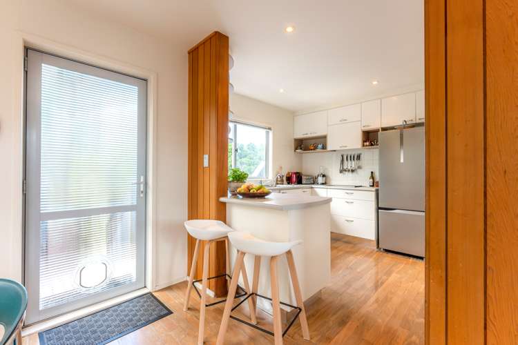 44 View Road Ostend_9