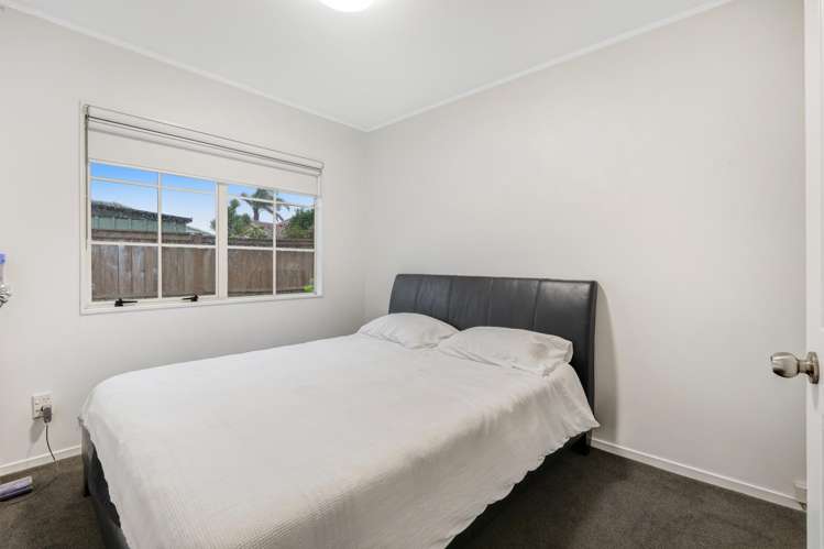 17 Godwin Court Unsworth Heights_11