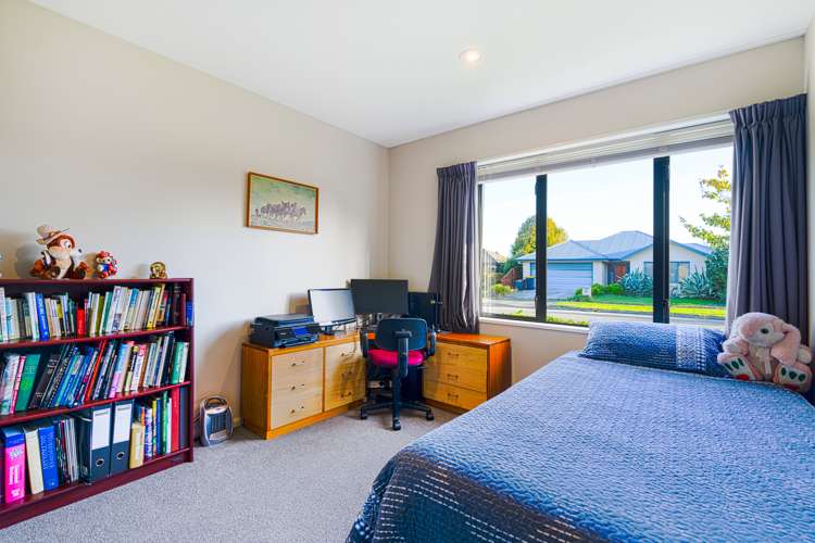 24 Kaniere Avenue Hei Hei_8