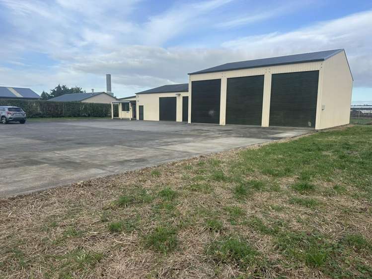 8A Swans Road Bell Block_13