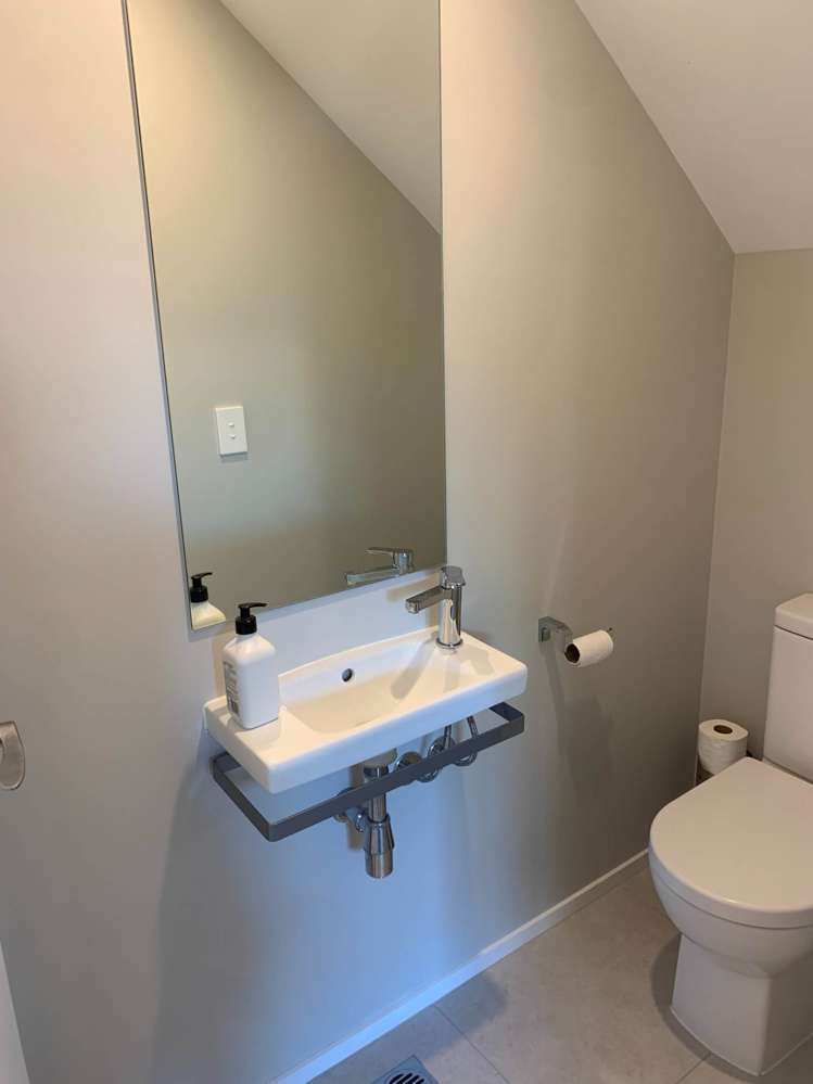 5 Koura Drive Red Beach_8