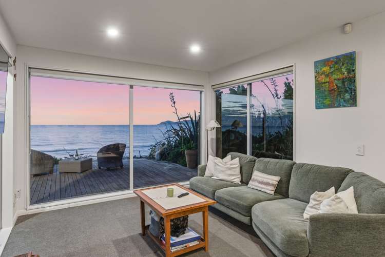 60 The Esplanade Raumati South_13