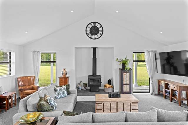 71 Davis Road Cust_4