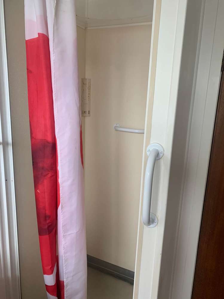 2/5 Gordon Avenue Forrest Hill_9