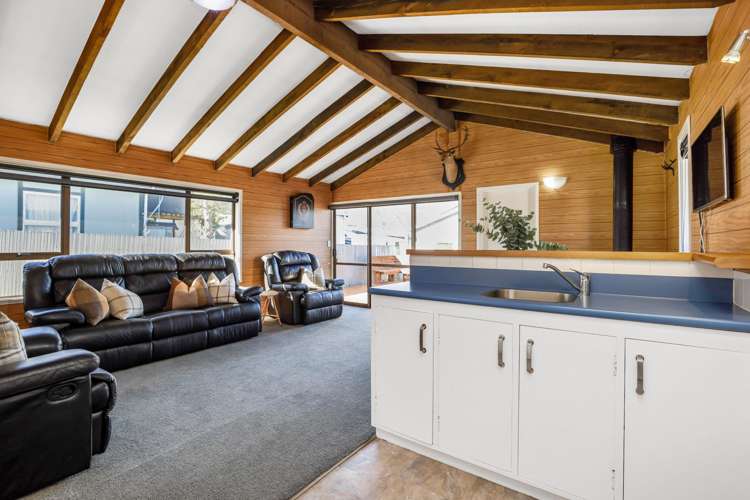 97 Two Thumbs Street Ashburton Lakes_16