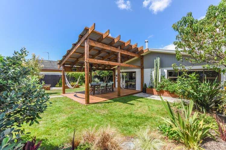 8 Bryant Road Brightwater_13