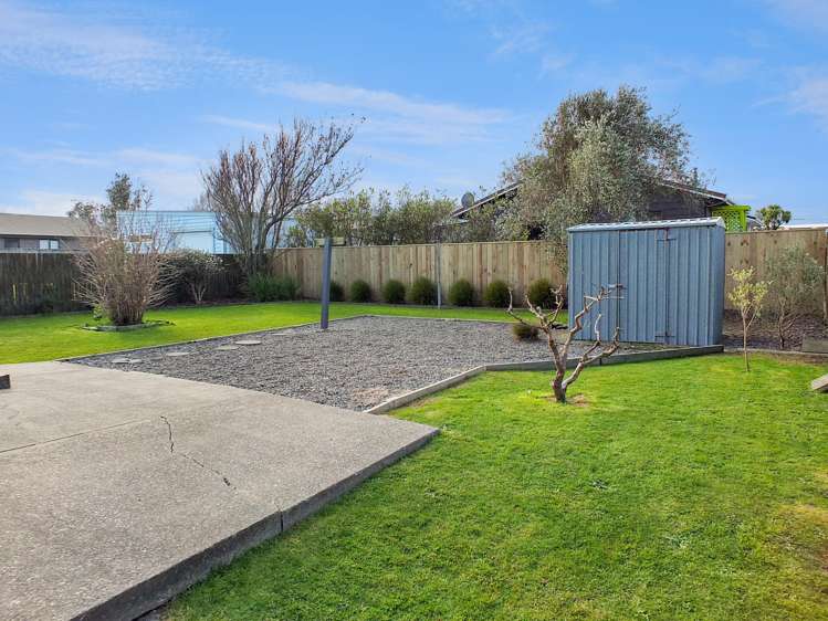 27 Roore Street Foxton Beach_13