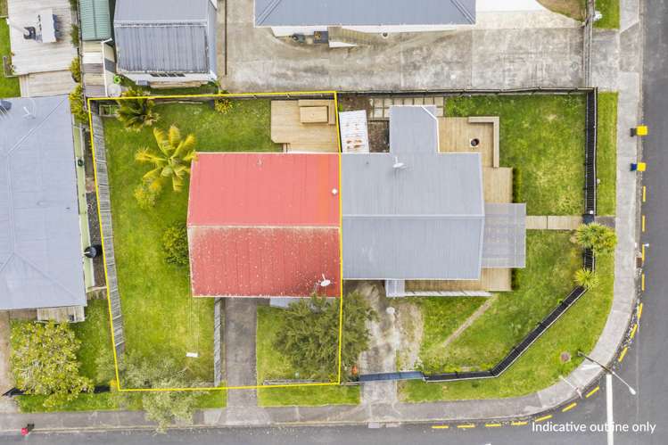 2/32 Paragon Avenue Beach Haven_13