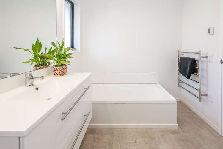 14b Clyde Street Mosgiel_17