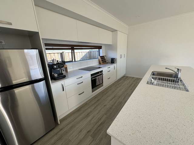 44 William Dawson Crescent Wigram_4