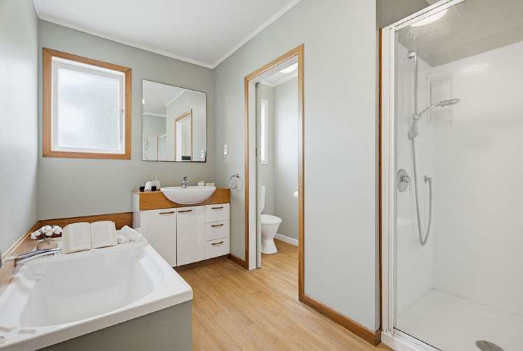 4 Rathgar Road Henderson_17