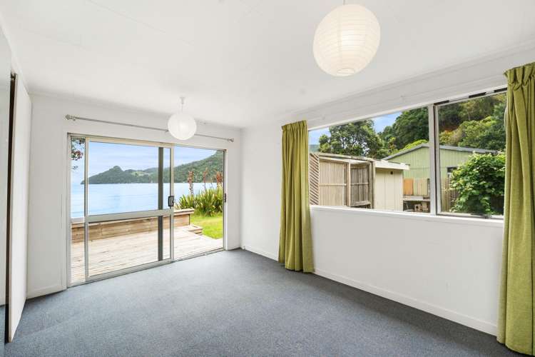 3 Foster Avenue Huia_10