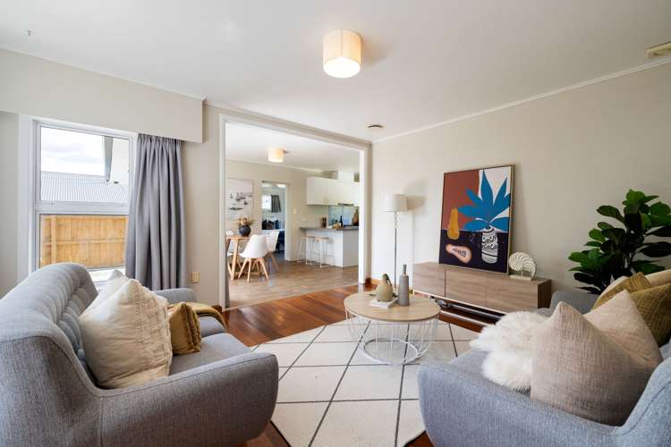 19 Mabian Crescent Deanwell_9