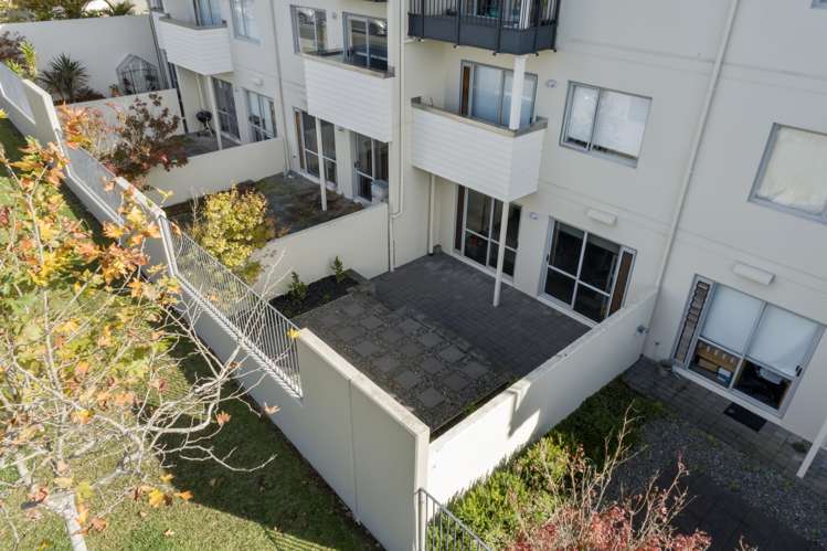 D2/71 Spencer Road Oteha_15