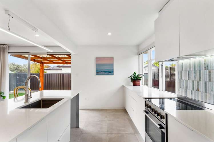 716 Grove Road Mayfair_1