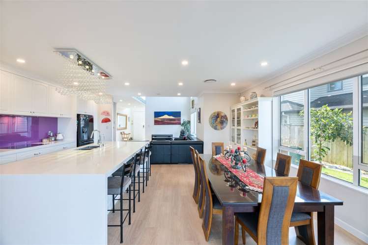 8 Irongate Avenue Ranui_24