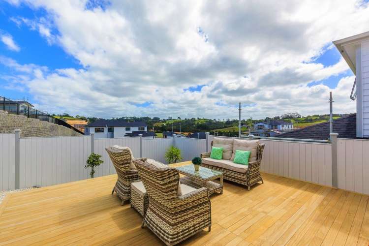 8 Barque Rise Long Bay_21