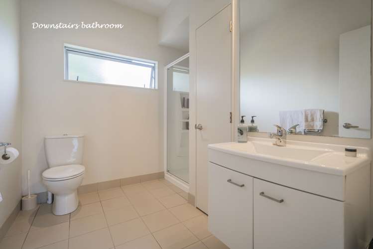 11/18 Eyre Street Whitianga_18