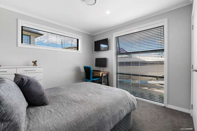 16 Boocock Crescent Orewa_15