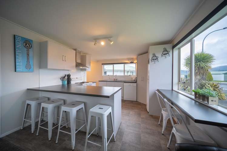 36 Govan Drive Te Anau_6