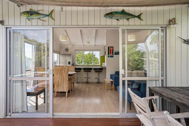 100 Charleston Avenue Whangamata_13