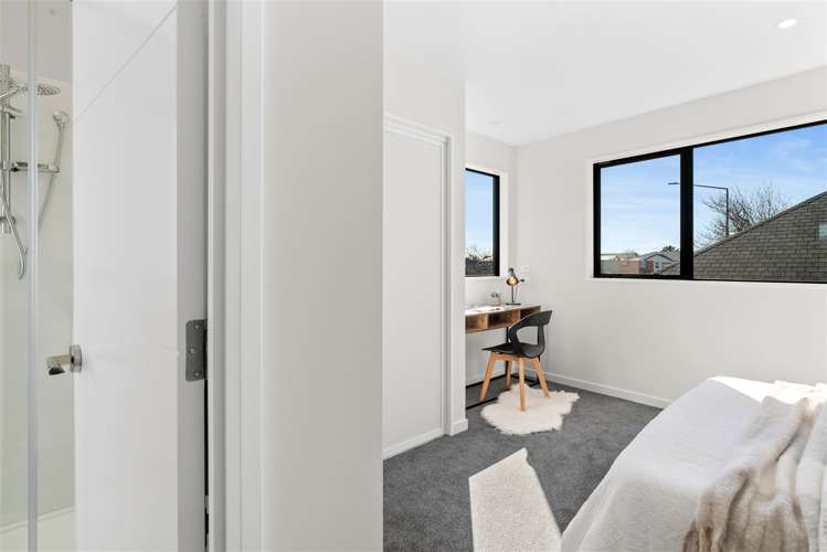 1/112 Barbour Street Waltham_12