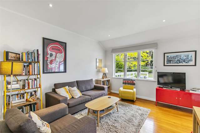 64 Mccullough Avenue Mount Roskill_1