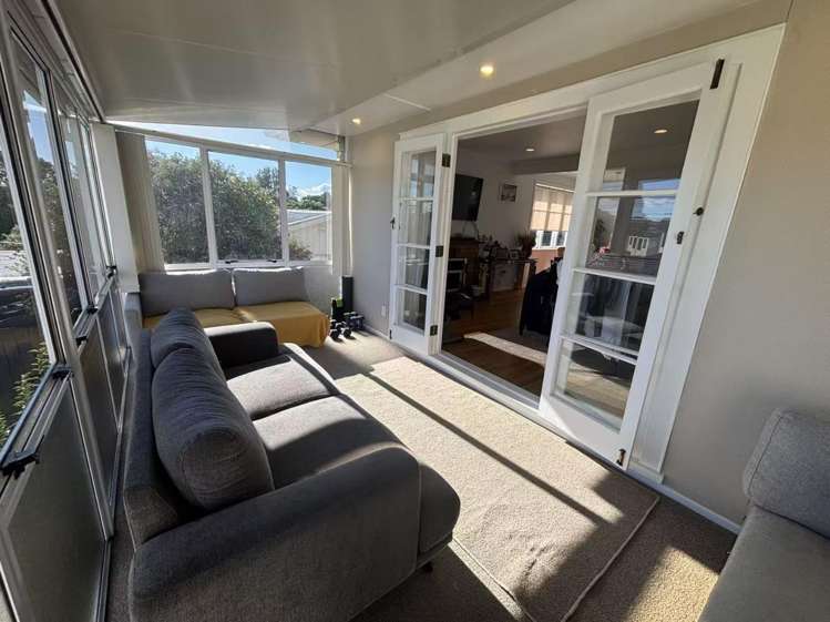 120 Vodanovich Road Te Atatu South_7