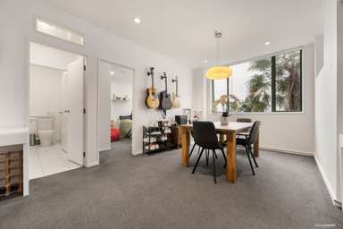 2I/71-75 Lorne Street_3