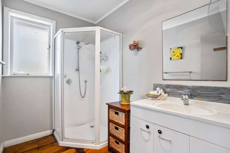 41 Archibald Road Kelston_13