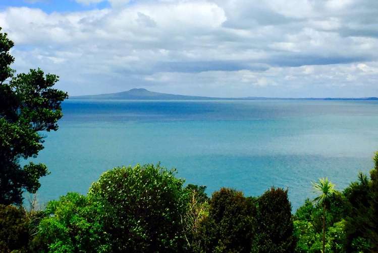 341 Pinecrest Drive Gulf Harbour_1