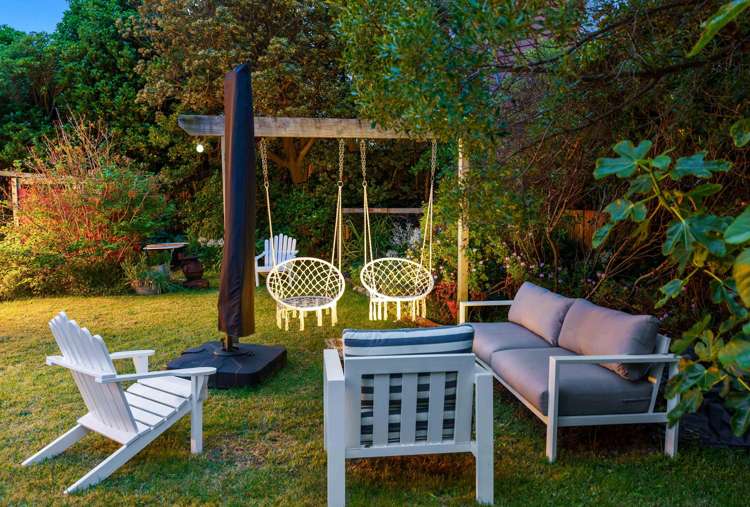 42 Field Way Waikanae Beach_23